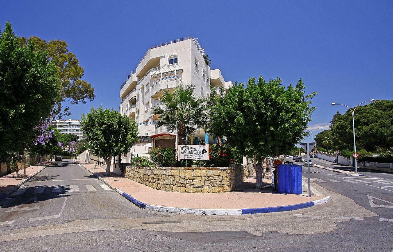 Costabella Penthouse Apartamento *
